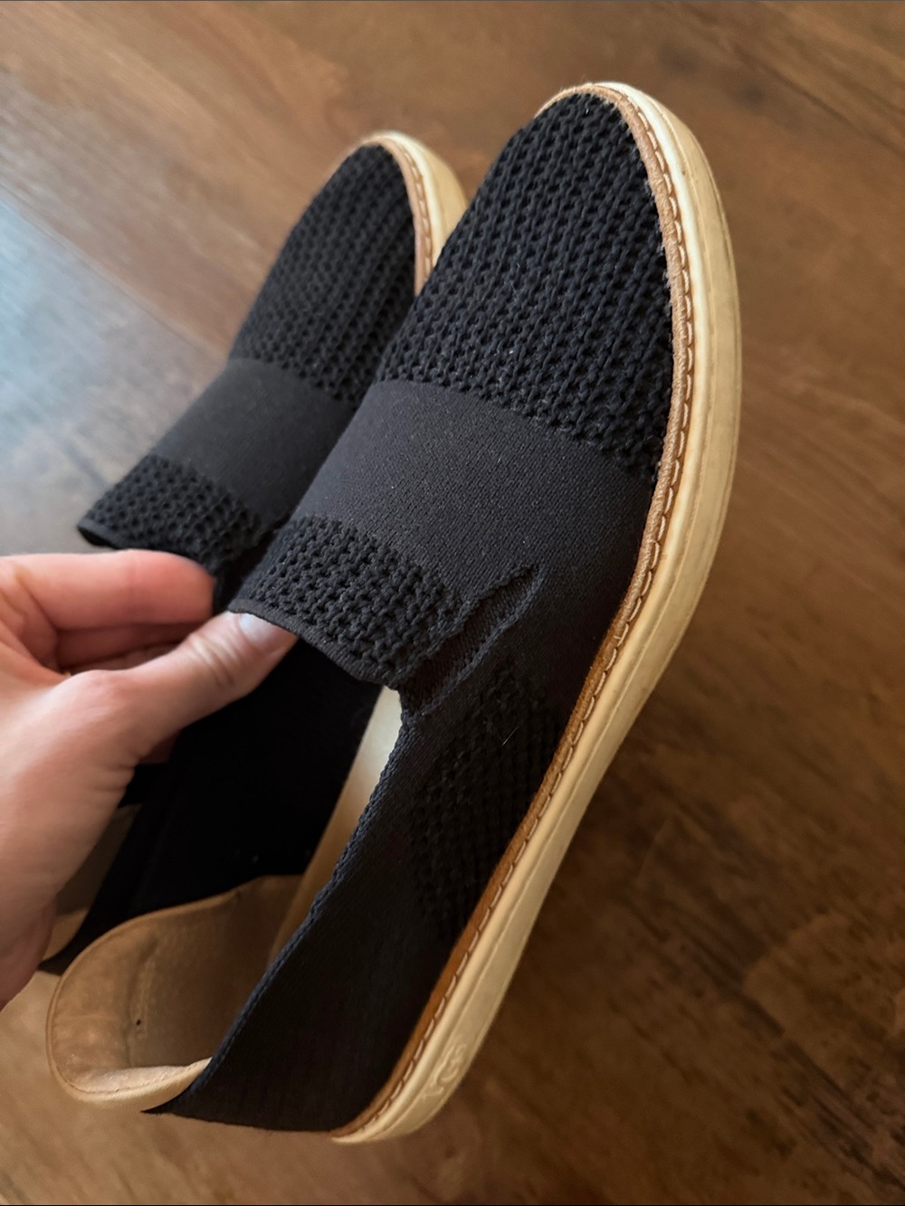 UGG Sammy slip on sneaker - Picture 3 of 6